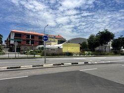 Upper Serangoon Shopping Centre (D19), Retail #576586011